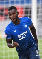 Fussball 1. Bundesliga Saison 21/22: TSG 1899 Hoffenheim - FC Augsburg