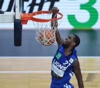 Barmer 2. Basketball Bundesliga  18/19: Tigers Tuebingen - PS Karlsruhe Lions