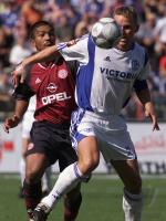 Zweikampf: Bayern Muenchen - Schalke 04