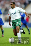 Fussball Bundesliga: Bremen, Ailton Einzelaktion