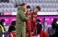 Fussball 1. Bundesliga Saison 21/22: FC Bayern Muenchen - Borussia Moenchengladbach