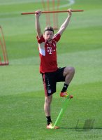 Fussball 1. Bundesliga 11/12: FC Bayern Muenchen Training in Doha