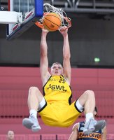 Basketball 2. Bundesliga  20/21: Tigers Tuebingen - Rostock Seawolves