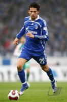 Fussball 1. Bundesliga: Schalke, KURANY Einzelaktion