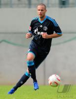 Fussball: 1. Bundesliga Saison 2010/2011, Testspiel: Schalke PLESTAN Einzelaktion