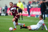 Fussball: 1. Bundesliga Saison 2010/2011: Hannover 96 - Bayern Muenchen