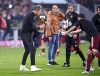 Fussball 1. Bundesliga Saison 21/22: JUBEL FC Bayern Muenchen feiert die 32. Meisterschaft