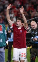 Fussball 1. Bundesliga 24/25: FC Bayern Muenchen feiert die 34. Deutschen Meisterschaft