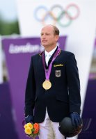 REITEN Olympia 2012: Doppel-Olympiasieger Michael Jung (Deutschland)