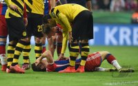 Fussball DFB Pokal Halbfinale 14/15: FC Bayern Muenchen - Borussia Dortmund