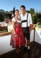 FUSSBALL 1. BUNDESLIGA: Bayern besucht das Oktoberfest