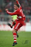 Fussball  FC Bayern Muenchen  Klose am Ball