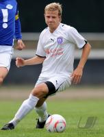 Fussball 2. Bundesliga, Saison 2010/2011, VfL Osnabrueck, ADLER Einzelaktion