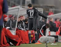 Fussball DFB Pokal 10/11 :  Mark van Bommel (FC Bayern Muenchen)