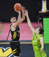 Barmer 2. Basketball Bundesliga  18/19: Tigers Tuebingen - Team Ehingen Urspring