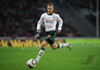 FUSSBALL, 1. BUNDESLIGA, 15. Spieltag: Bremen, JENSEN Einzelaktion