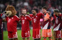 Fussball  1. Bundesliga 26/27 FC Bayern Muenchen - VfB Stuttgart