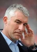 Fussball 1. Bundesliga, Saison 2011/2012: Trainer Mirko Slomka (Hannover 96)