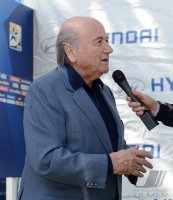 Fusball FIFA 74. Blue Stars / FIFA Youth Cup: FIFA Praesident Joseph S. Blatter (Schweiz)
