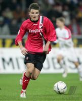 Fussball 1. Bundesliga: Frankfurt, MEIER Einzelaktion am Ball