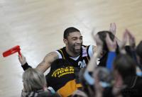 Basketball  1. Bundesliga  09/10 JUBEL TRAVIS  (Walter Tigers Tuebingen)