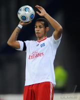 FUSSBALL, 1. BUNDESLIGA, 13. Spieltag: Hamburger SV, AOGO Einwurf