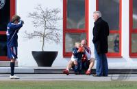 Fussball 1. Bundesliga :  Arjen Robben mit Sohn Luka und Vater Hans (FCB)