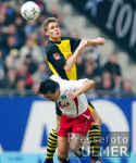 Fussball 1. Bundesliga: Hamburger SV - Dortmund, Zweikampf