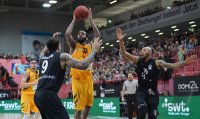 Basketball 1. Bundesliga 16/17 Hauptrunde: Walter Tigers Tuebingen -  Telekom Baskets Bonn