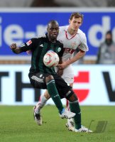 Fussball 1. Bundesliga : Grafite (li, VfL Wolfsburg) gegen Georg Niedermeier (re, VfB Stuttgart)