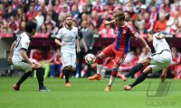 Fussball 1. Bundesliga Saison 14/15: FC Bayern Muenchen - Eintracht Frankfurt