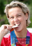 Steffi NERIUS mit ihrer Silbermedaille
