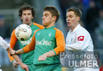 Fussball 1. Bundesliga: Gladbach - Bremen, Zweikampf