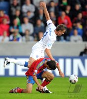 Fussball U21-Europameisterschaft 2011:  Didac Vila Rosello (li, Spanien) gegen Jordan Henderson (re, England)