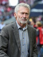 Fussball 1. Bundesliga Saison 15/16: FC Bayern Muenchen - Borussia Dortmund