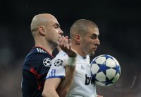 Fussball CHL  Saison 2010/2011:  Real Madrid  -  Olympic Lyon