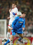 Fussball UCL: Stuttgart - Glagow, Zweikampf