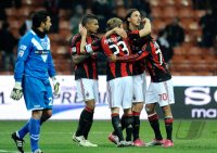 FUSSBALL SERIE A: (v. li.) JUBEL Kevin Prince Boateng, Massimo Ambrosini, Zlatan Ibrahimovic, Robinho (AC Mailand)