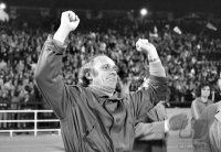 Fussball Europacup Finale 1974: JUBEL Traioner Lattek (FC Bayern)