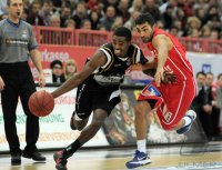 Basketball  1. Bundesliga  11/12  Walter Tigers Tuebingen - LTI Giessen 46ers