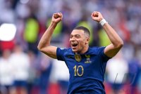FUSSBALL WM 2022 Viertelfinale England - Frankreich