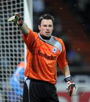 FUSSBALL, 1. BUNDESLIGA: Bielefeld, EILHOFF