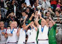Fussball Frauen FIFA U 20  WM  2008   Finale   Korea DVR - USA