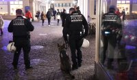 Grosses Polizeiaufgebot bei einer Demo in der Tuebinger Altstadt