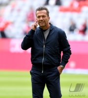 Fussball 1. Bundesliga Saison 21/22: FC Bayern Muenchen -  Hertha BSC