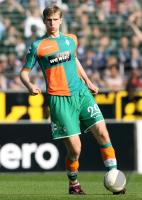 Fussball 1. Bundesliga: Bremen, MERTESACKER Einzelaktion