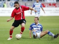 Fussball 1. Bundesliga: Duisburg - Frankfurt, Zeikampf