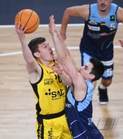 Basketball 2. Liga 21/22 Playoff Viertelfinale: Tigers Tuebingen - Eisbaeren Bremerhaven