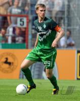 Fussball: DFB Pokal, 1. Hauptrunde: Werder Bremen, MERTESACKER Einzelaktion