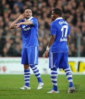 Fussball: 1. Bundesliga Saison 2010/2011: FC Schalke 04 , EDU und FARFAN